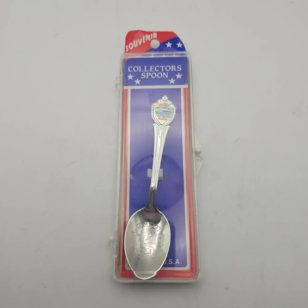 Valdez Alaska Souvenir Collector Spoon Enamel Shield Original Plastic Case USA